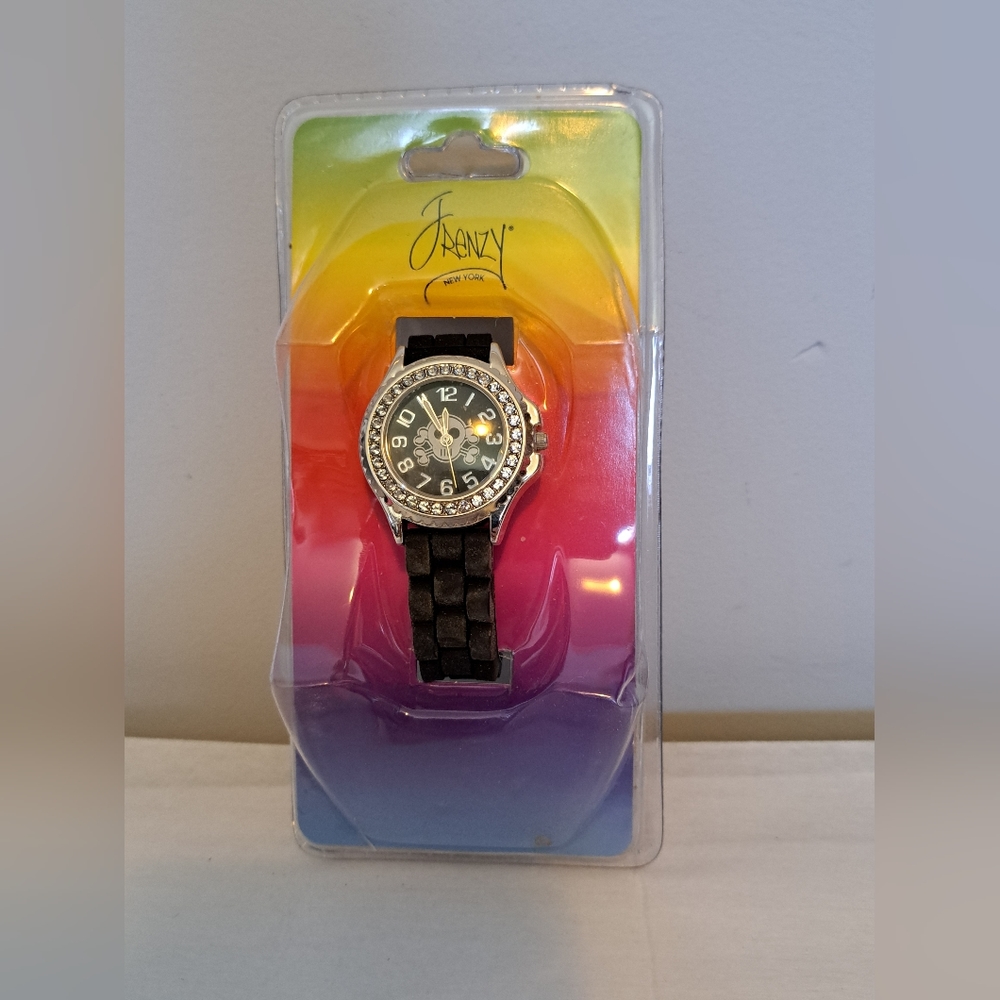 *free with purchase* brand new Franzy New York watch
